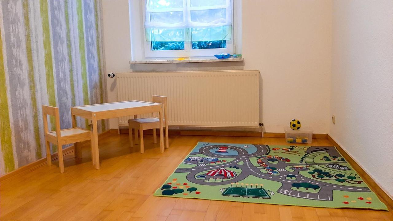 Ferienwohnung Pasewalk, 110 Qm Mit Geschirrspueler Papendorf  エクステリア 写真