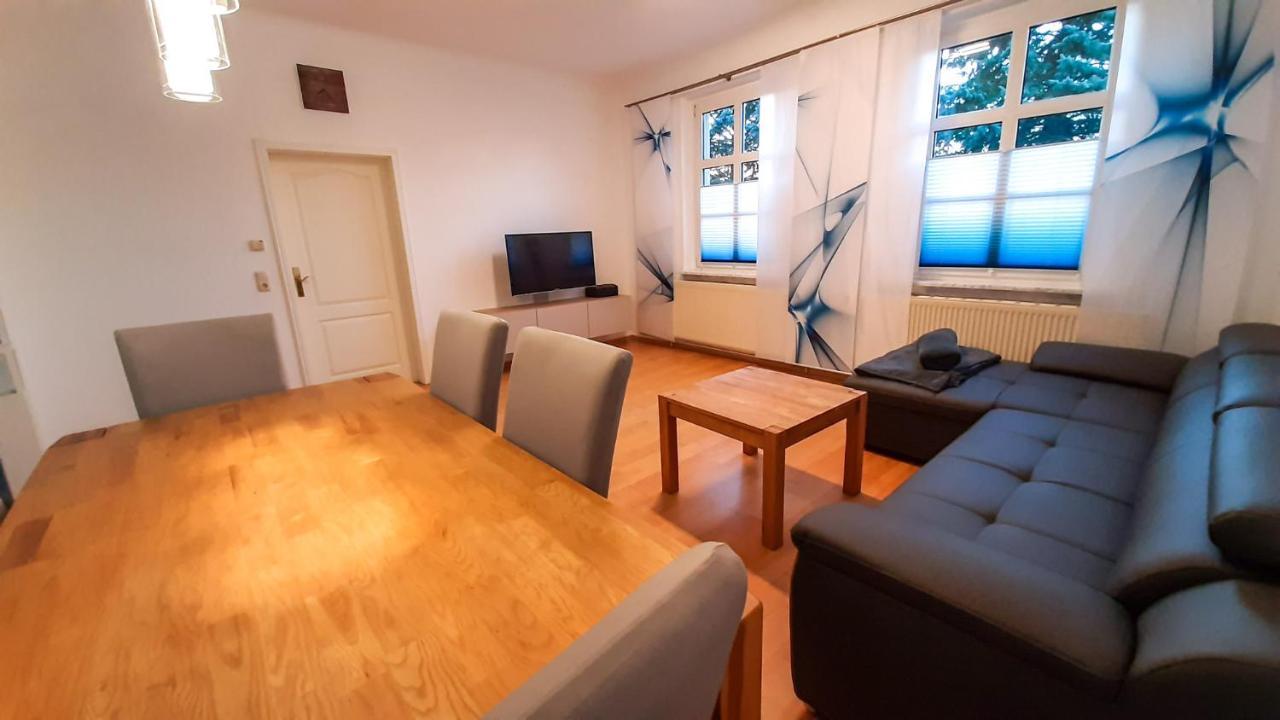 Ferienwohnung Pasewalk, 110 Qm Mit Geschirrspueler Papendorf  エクステリア 写真